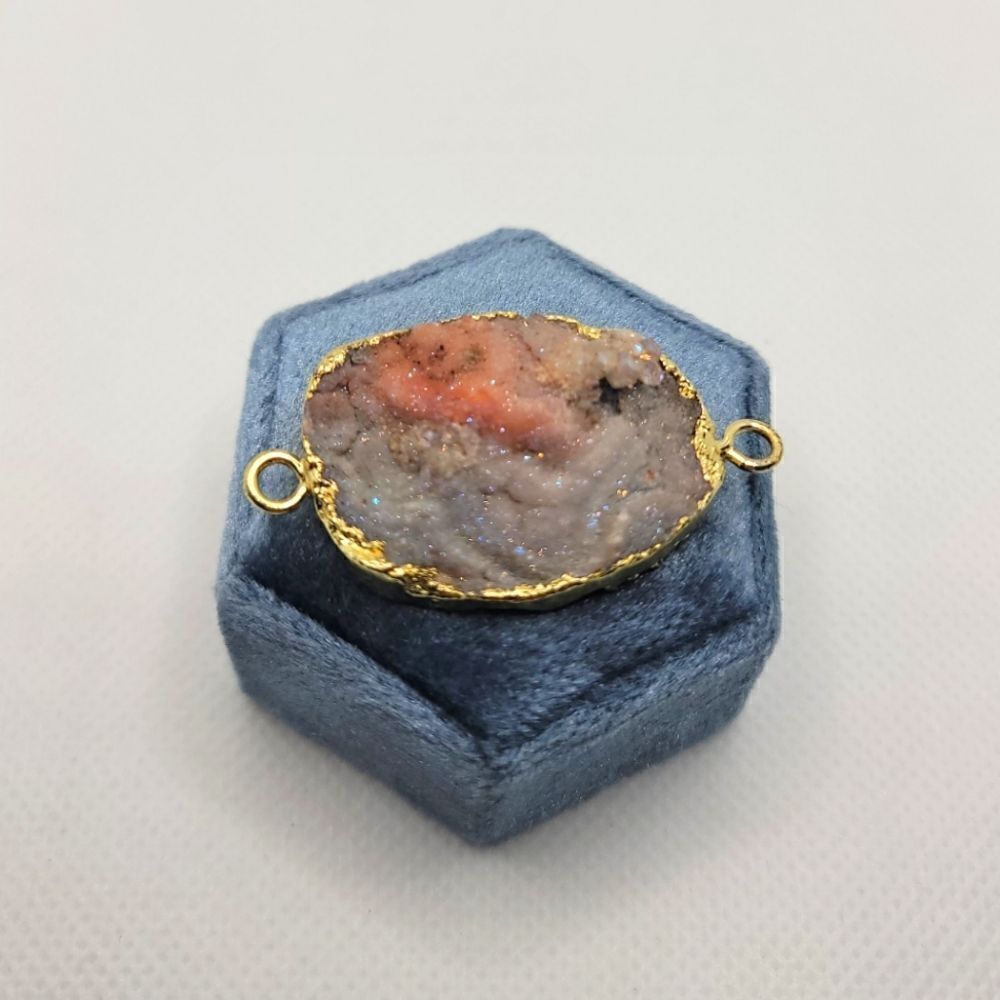 UNBRANDED Druzy Pendant